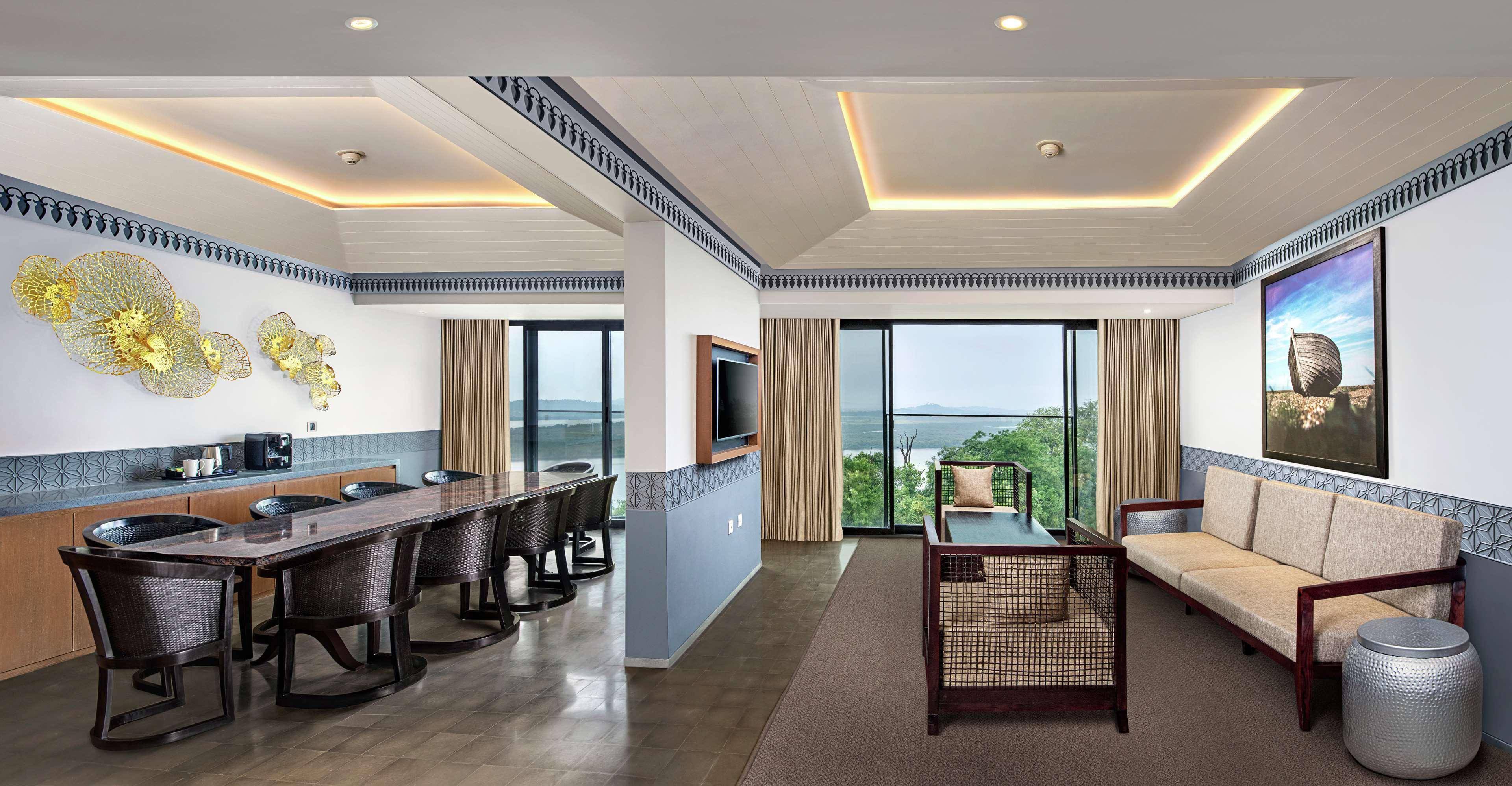 מלון Doubletree By Hilton Goa - פאנג'י מראה חיצוני תמונה