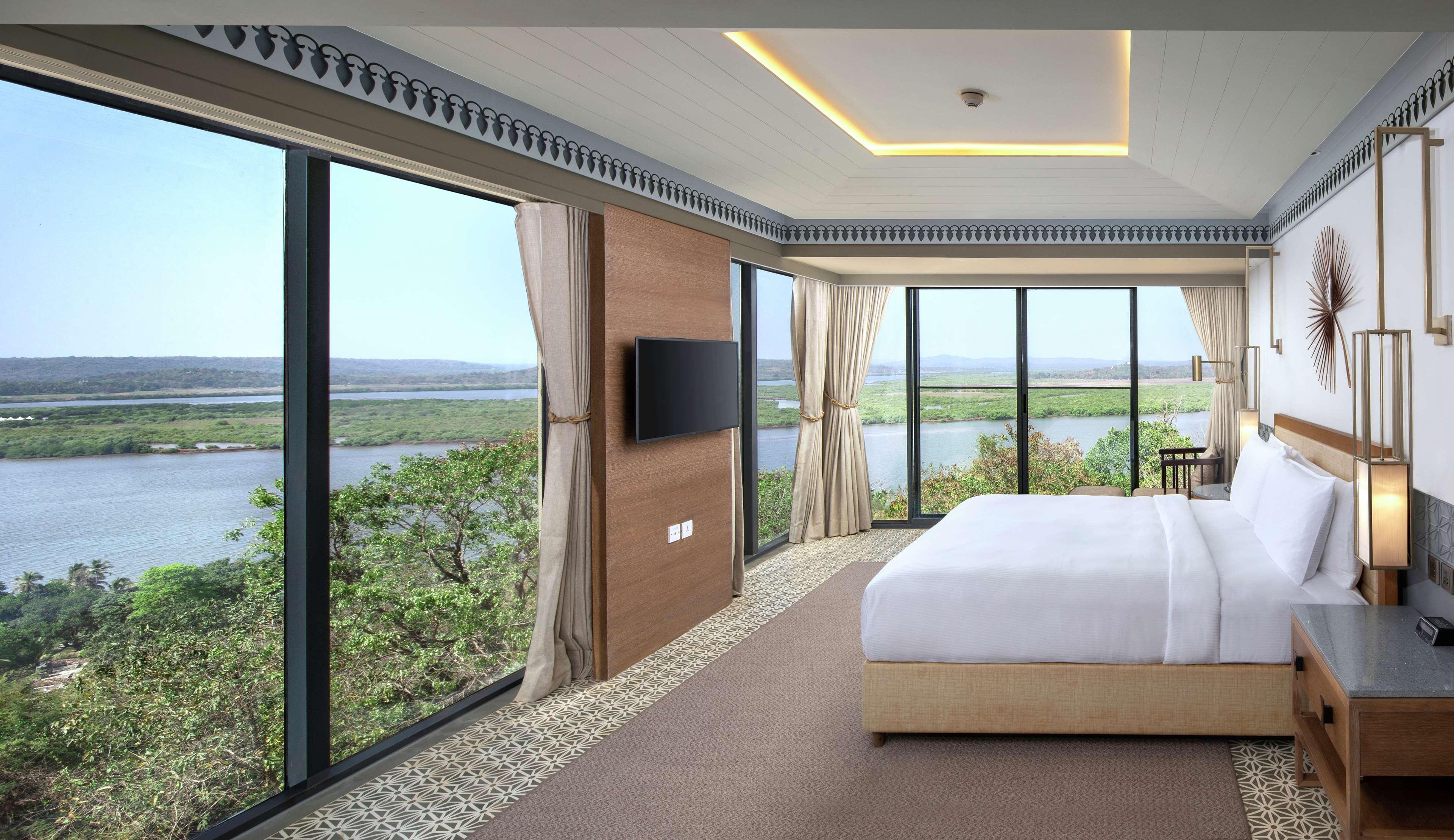 מלון Doubletree By Hilton Goa - פאנג'י מראה חיצוני תמונה