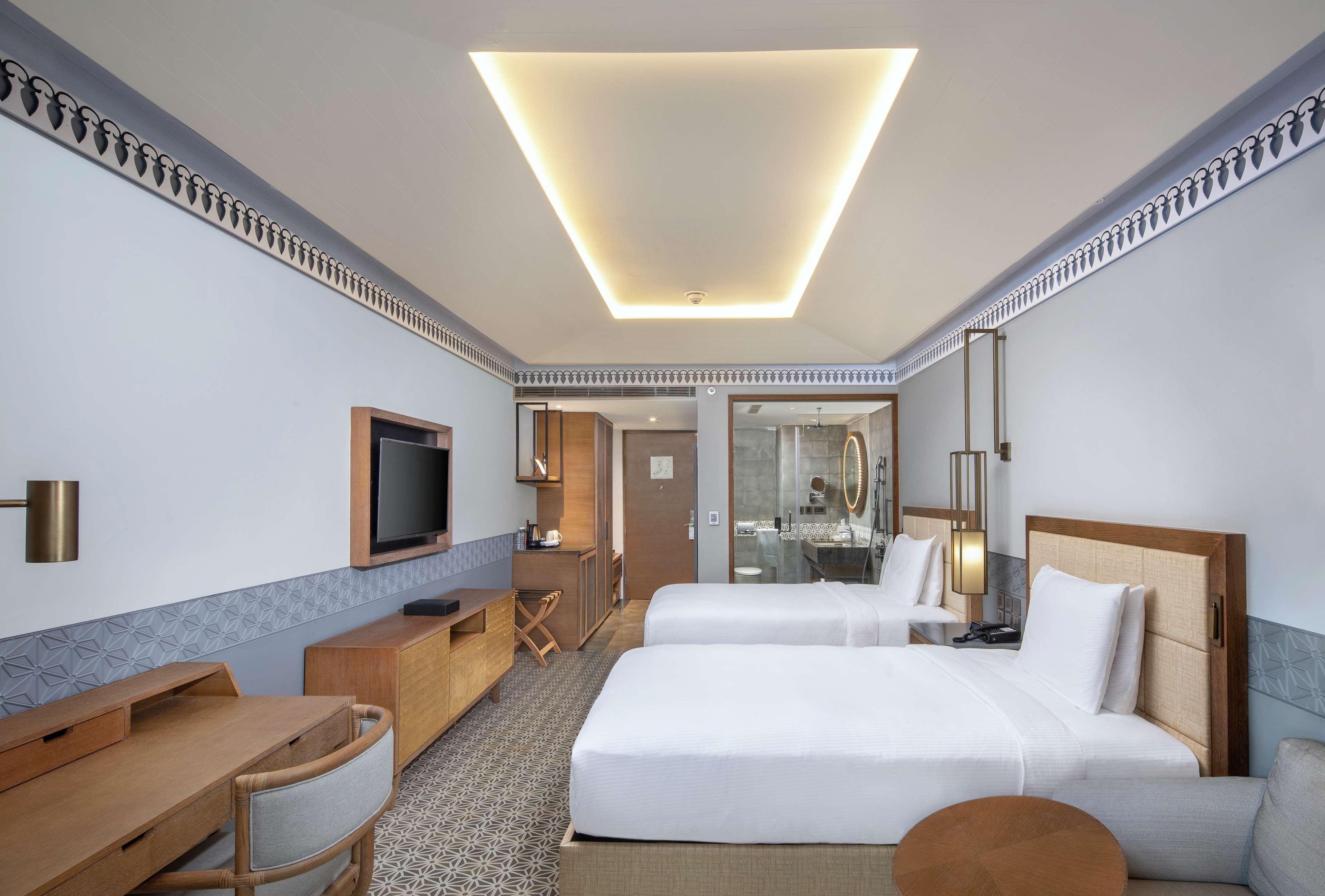 מלון Doubletree By Hilton Goa - פאנג'י מראה חיצוני תמונה