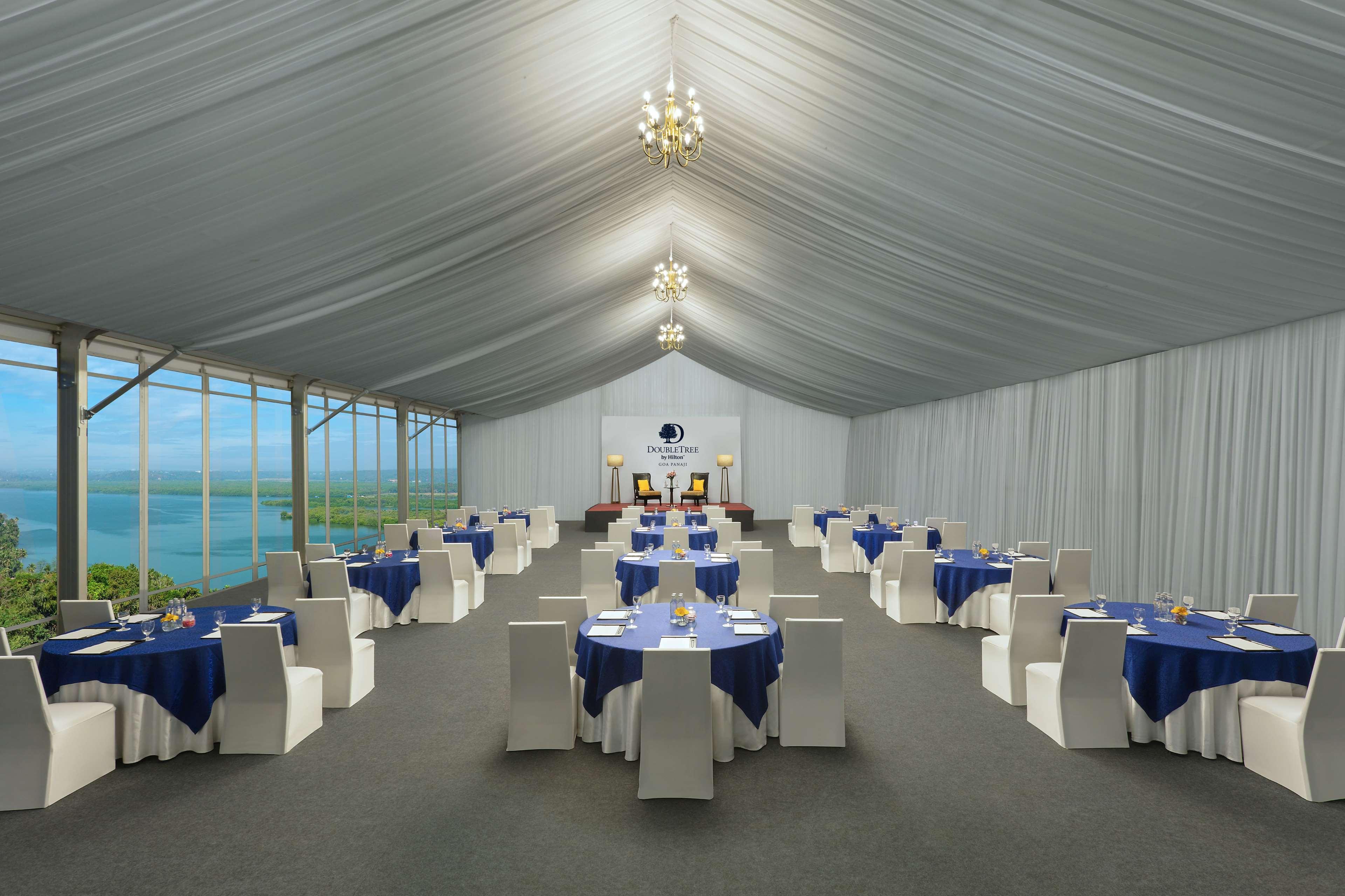מלון Doubletree By Hilton Goa - פאנג'י מראה חיצוני תמונה