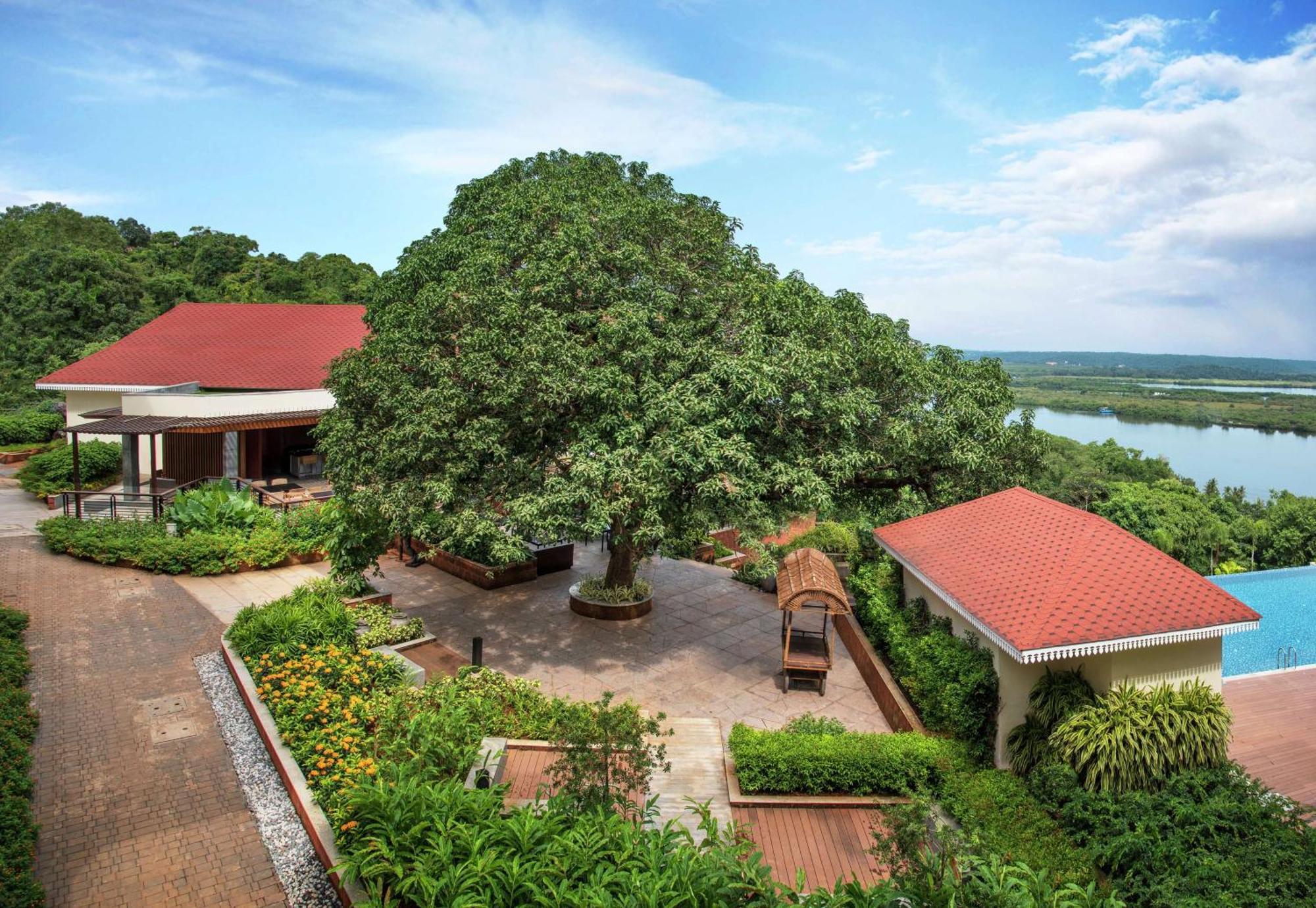 מלון Doubletree By Hilton Goa - פאנג'י מראה חיצוני תמונה